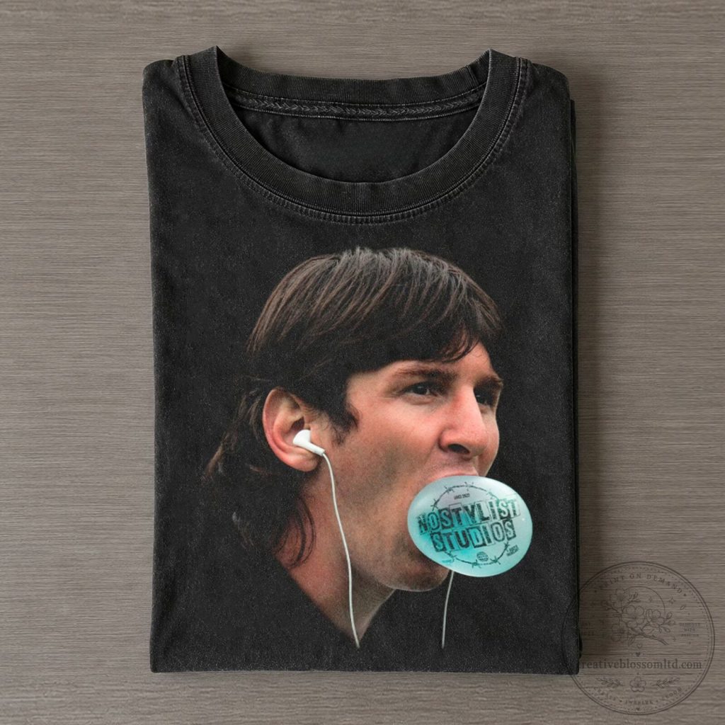 Lionel Messi Chewing Gum Vintage Black Graphic T-Shirt Lionel Messi Chewing Gum Vintage Black Graphic T-Shirt